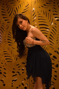 ValeriaRiveraX Elegant Val Foto 3