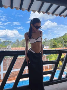 AlanaSofiia Pool day Pic