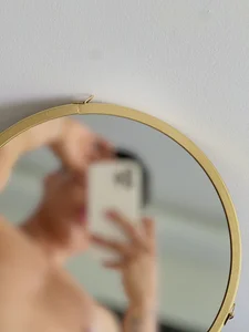 Logan_smith1 Which area do you prefer? Pic 6