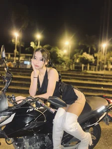 Little_Lizzy_Miller 💘 Pic 3