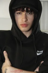 nova_salvatore 🫦 Poză 2