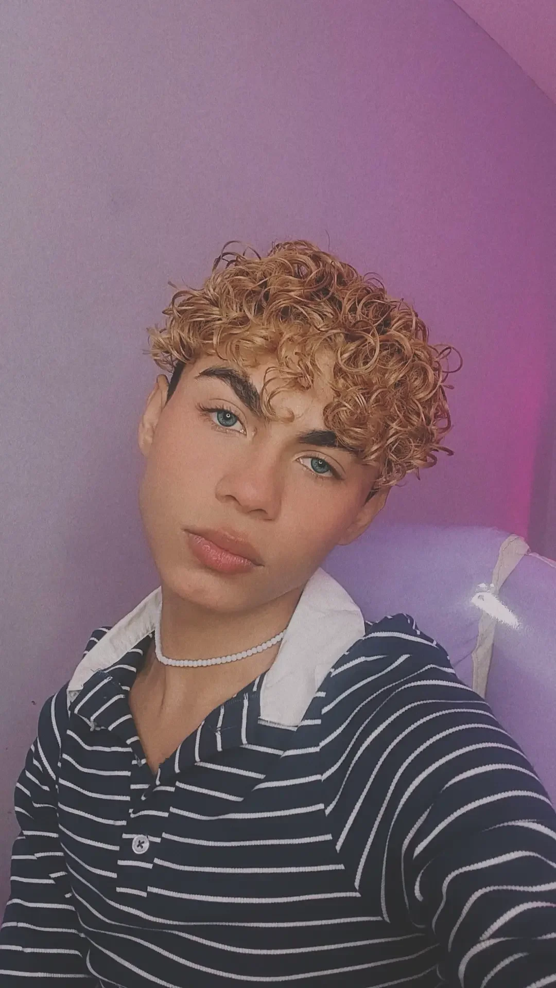 Anyelo_Twink Foto en Tendencia 3350