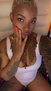 KenyaMystic White set ♥ Pic 3