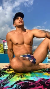 estebandelouis: Public ( 2 фото)