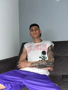 BryanGrey__ Public Bilde 4