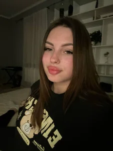 KittyShenson me صورة واحدة|KittyShenson me صورتان|KittyShenson me  4 صور|KittyShenson me  4 صورة