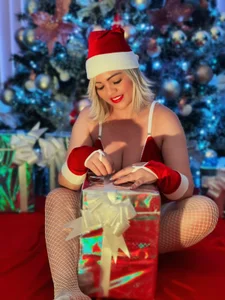 Paris_Squirt_ merry christmas guys✨🎄 Pic 4