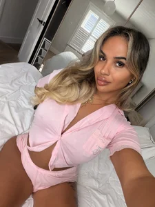 translatinavanessa's photo