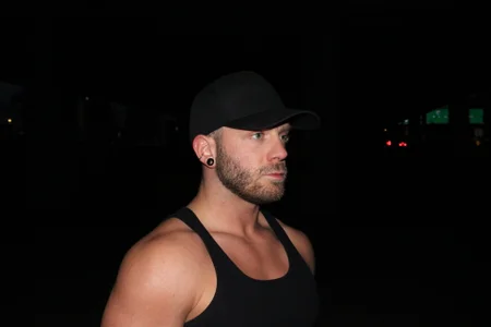 SexyMTLCouple Scott public pics Pic 3