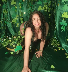 Trébol fire 🔥 od Adelesmithh  6 snímek