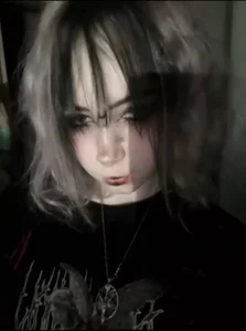 Sindy-Lou Public slika 8
