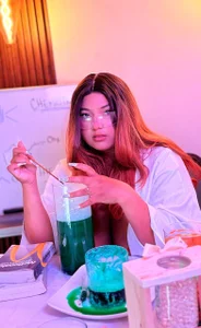 Kenya--Buhle Irresistible experiment🧪 Fotka 5