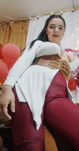 Public od Alice_pussyhairy  9 snímek