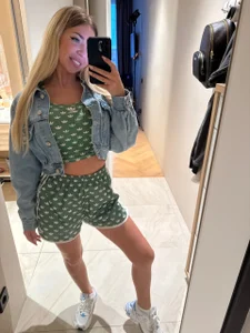 big_boobs_blonde Public Billede 3