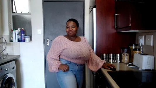 VoluptuousXX5 Endowed Bbe Pic 2