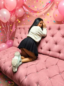 Miia_Marin It's my birthday 🎂🎉 Billede 2