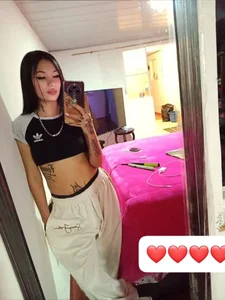 Charlotte_ethan Public Pic 3