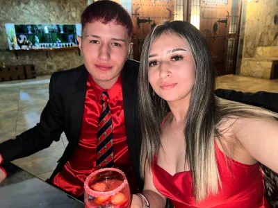 ANLLELOAndANGELA A LITTLE HAPPINESS AS A COUPLE Pic 4