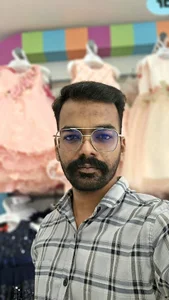 nithinrr Public Gambar