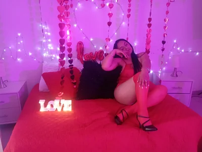 CatleyaSmith Valentine`s Day Pic