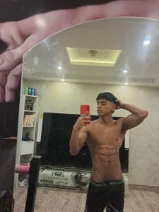 ZYZZ1312 Public Immagine  5