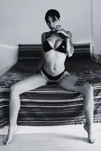 Happygio: in latex ( фото)