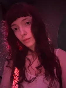 LaineBlackwood Public  4টি ছবি