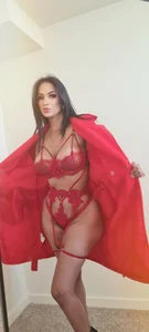 Victoriamayer_ red 사진