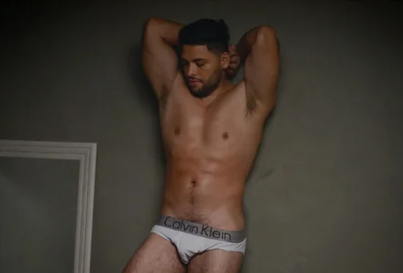 Hairy de jerome_vcv Foto 4