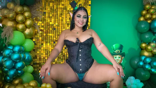 Madison-Diaz St. Patrick 2025 🍻💦 Immagine  5