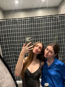 aliceescotte 😋HOT KITTENS😋 Pic 2