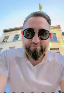 Florin_Lux Public  2. fénykép