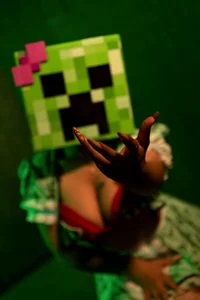 evybubbles Cosplay Minecraft Creeper Poză