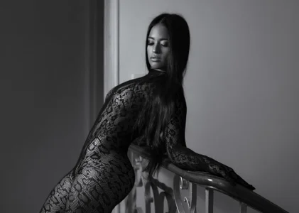 _Gaaia_: Dark light, soft sin ( 3 фото)