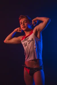 Lian_Miller1_のNaugthy boy ❤の 2枚の写真