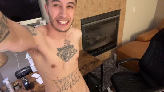 BWCJoshBanks97 kullanıcısının All my selfies of me albümü -  8 fotoğraf