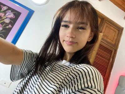 MelodyMansson Good morning, handsome ☀️💋 I’m live from 8:30 a.m. to 3:30 p.m., ready to make your day melt with d Immagine  3