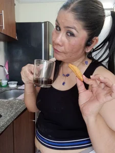 kiraGeiner sex day  4টি ছবি