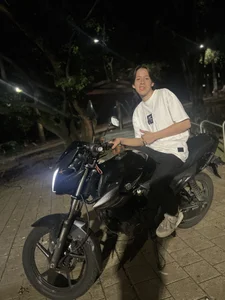 Zdjęcia kevinbigcokc18 Enjoying the night🌫️🌒✨💫:  5