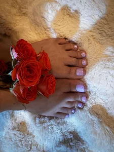 Olivia_Fox69FootWhorshiper221 💜图片