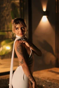 elegant white de Manelykmoon_  4 Imagens