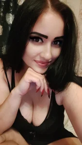 AddieAdams Public  5. fénykép