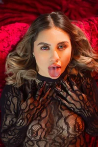 EmiilyHendriixx Valentine Lovers Room💟 Pic 4