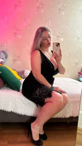 KriisKiss sweet milf Chris Billede 5