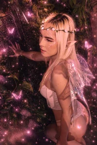 belinda_dulce A beautiful elf emerged from the forest of your heart Immagine  3