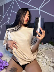 Violett1126 just a soft side of me 🌸 Pic 5