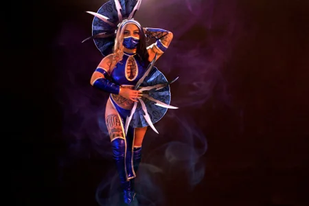CloeeBeckam kitana Pic 3