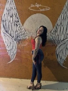 Eden_Darkskye Public Pic 3