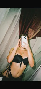 Ana_blondeePublic Bild