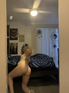 Favourite angle ??👀 💎 de SquishyHippybaby  5 Imagens
